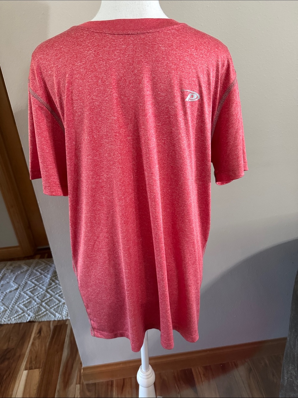 Men’s Performance Short-Sleeve Crew Neck T‑Shirt - Red - Large